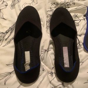 Rothys Womens Black Round Toe Slip On Ballet Flat Shoes